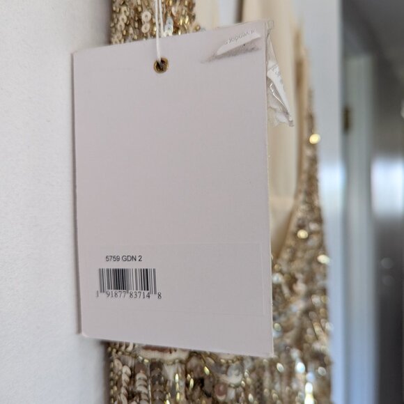 Mac Duggal Embellished Sequined Halter Strap Trumpet Gown Gold Nude Size 2 NWT - Picture 5 of 14